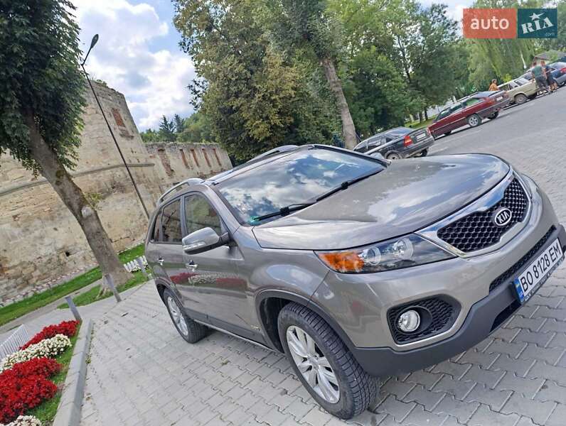 Внедорожник / Кроссовер Kia Sorento 2009 в Бережанах