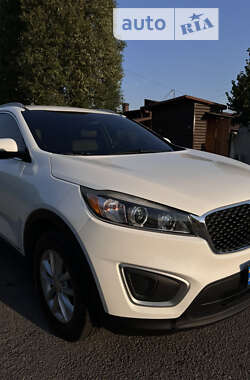 Позашляховик / Кросовер Kia Sorento 2017 в Дніпрі