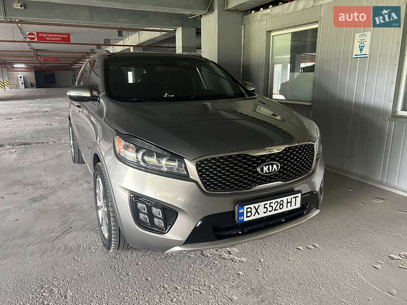 Внедорожник / Кроссовер Kia Sorento 2015 в Хмельницком