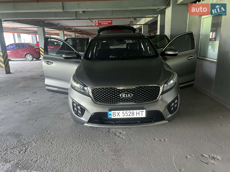 Внедорожник / Кроссовер Kia Sorento 2015 в Хмельницком
