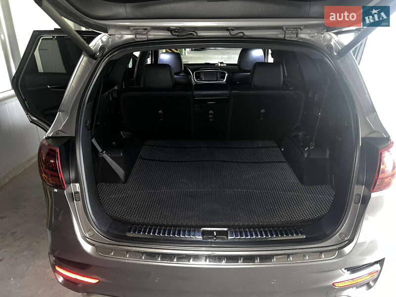 Внедорожник / Кроссовер Kia Sorento 2015 в Хмельницком