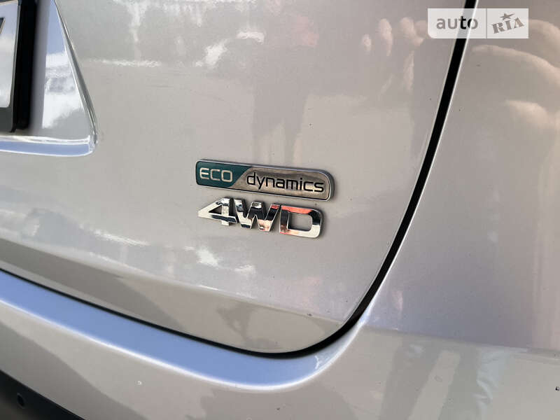 Позашляховик / Кросовер Kia Sorento 2016 в Києві