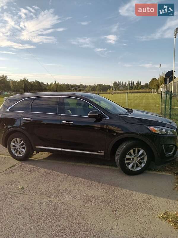 Позашляховик / Кросовер Kia Sorento 2015 в Чернігові