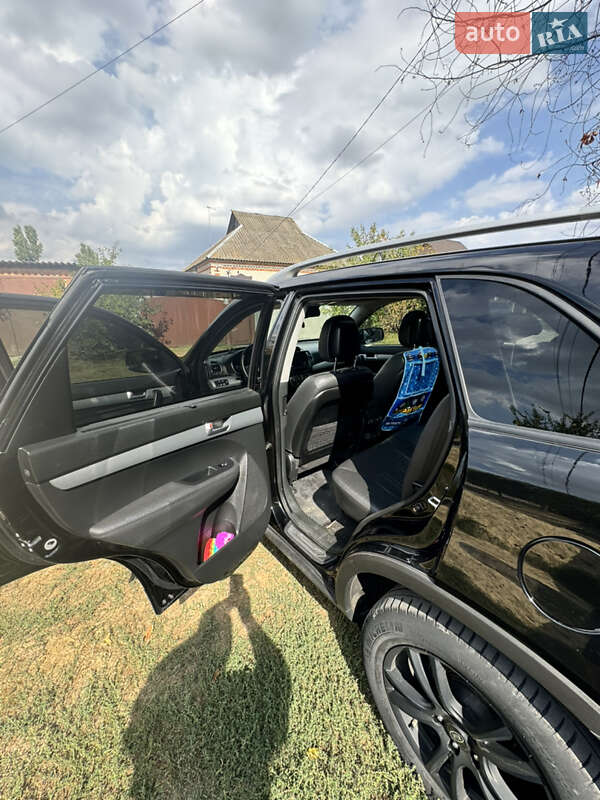 Внедорожник / Кроссовер Kia Sorento 2014 в Ахтырке