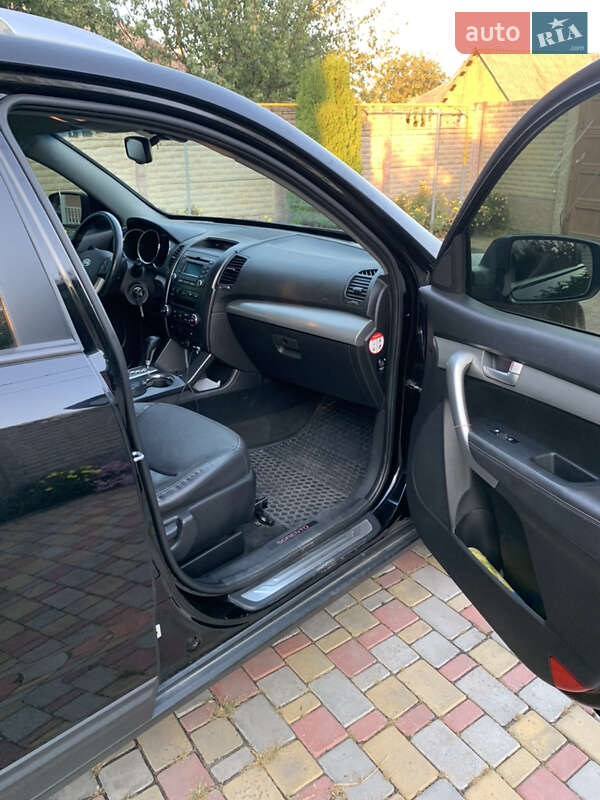 Внедорожник / Кроссовер Kia Sorento 2012 в Харькове