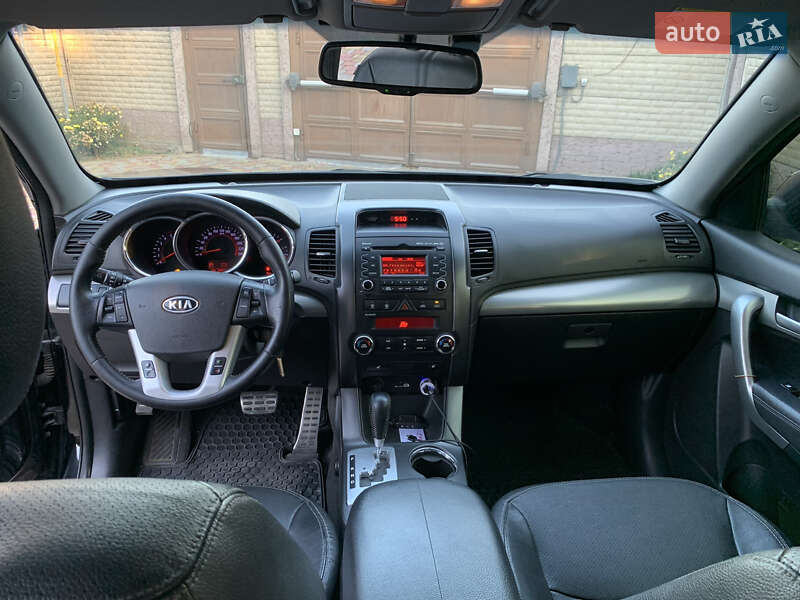 Внедорожник / Кроссовер Kia Sorento 2012 в Харькове