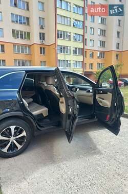 Позашляховик / Кросовер Kia Sorento 2016 в Івано-Франківську