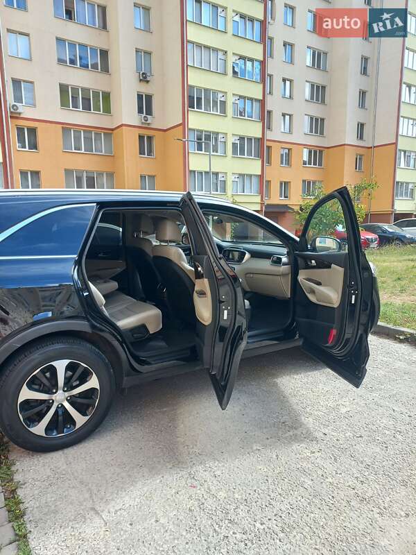 Позашляховик / Кросовер Kia Sorento 2016 в Івано-Франківську