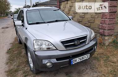 Внедорожник / Кроссовер Kia Sorento 2005 в Сарнах