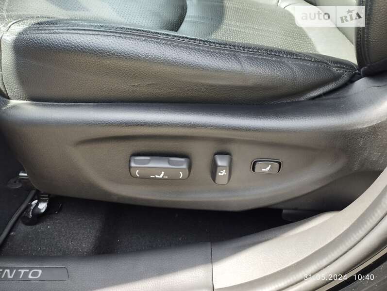 Позашляховик / Кросовер Kia Sorento 2013 в Переяславі