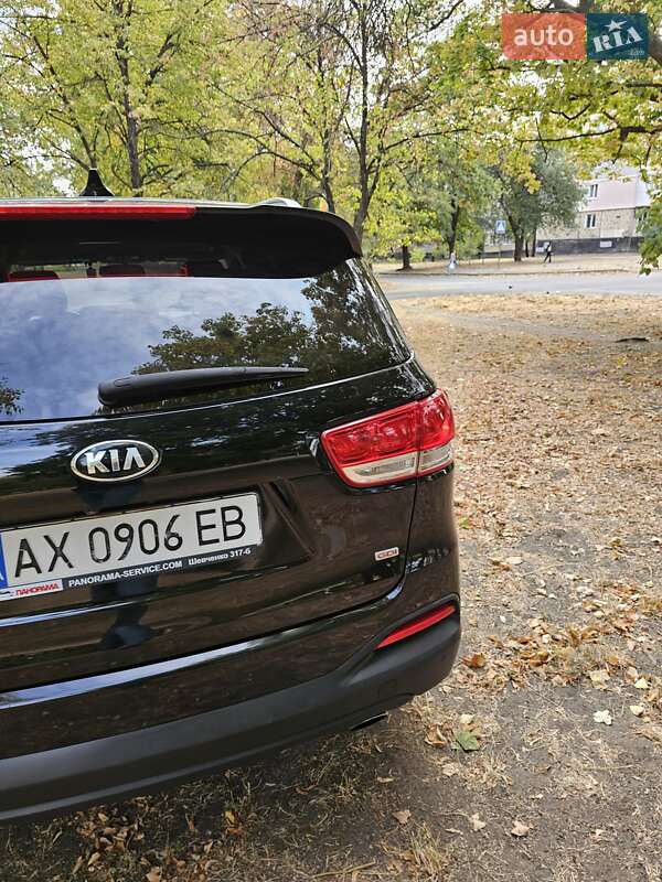 Позашляховик / Кросовер Kia Sorento 2015 в Харкові фото 12 Позашляховик / Кросовер Kia Sorento 2015 в Харкові
