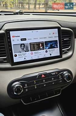 Внедорожник / Кроссовер Kia Sorento 2015 в Харькове