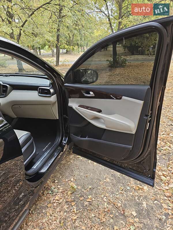 Позашляховик / Кросовер Kia Sorento 2015 в Харкові фото 44 Позашляховик / Кросовер Kia Sorento 2015 в Харкові