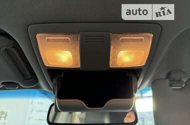 Внедорожник / Кроссовер Kia Sorento 2012 в 