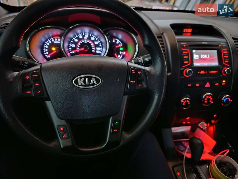 Внедорожник / Кроссовер Kia Sorento 2012 в Шостке фото 6 Внедорожник / Кроссовер Kia Sorento 2012 в Шостке