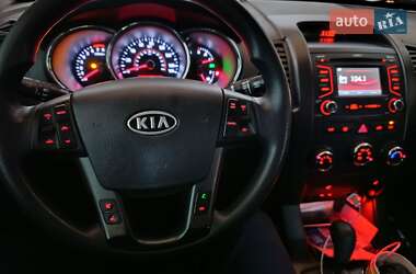 Позашляховик / Кросовер Kia Sorento 2012 в Шостці