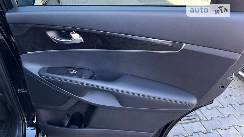 Внедорожник / Кроссовер Kia Sorento 2015 в Ивано-Франковске