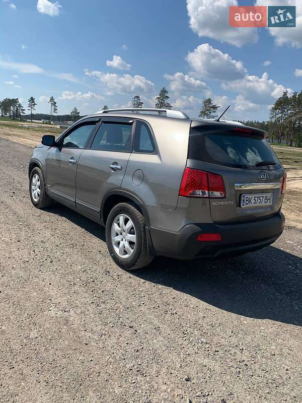 Внедорожник / Кроссовер Kia Sorento 2011 в Ровно