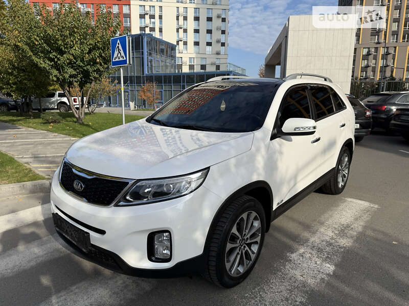 Позашляховик / Кросовер Kia Sorento 2014 в Києві