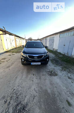 Внедорожник / Кроссовер Kia Sorento 2011 в Обухове