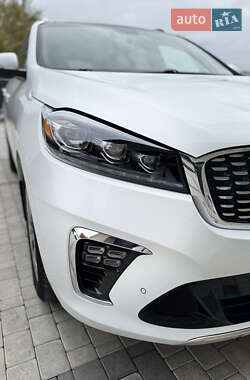 Внедорожник / Кроссовер Kia Sorento 2018 в Южноукраинске