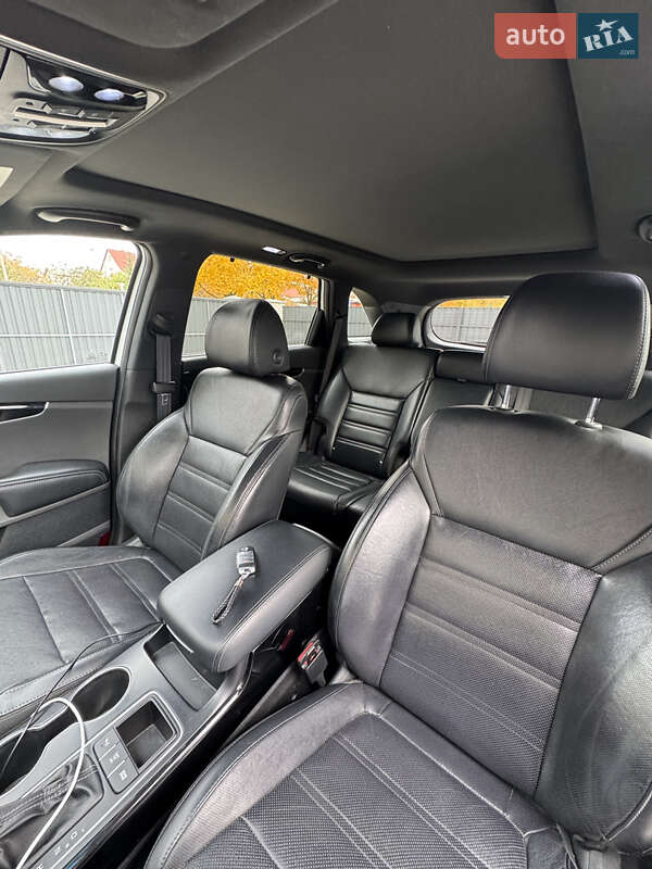 Внедорожник / Кроссовер Kia Sorento 2018 в Южноукраинске