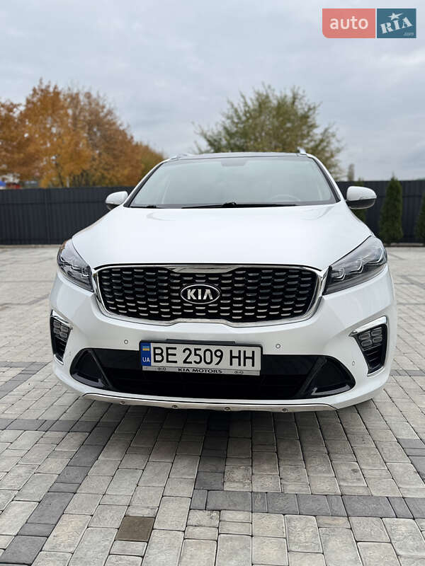 Внедорожник / Кроссовер Kia Sorento 2018 в Южноукраинске
