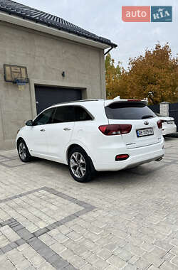 Внедорожник / Кроссовер Kia Sorento 2018 в Южноукраинске