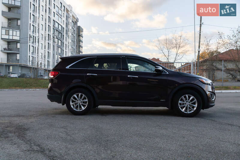 Позашляховик / Кросовер Kia Sorento 2015 в Львові