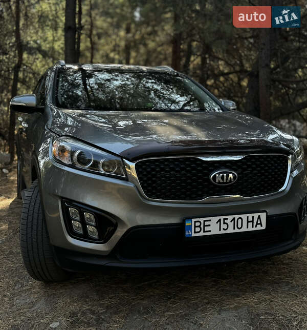 Внедорожник / Кроссовер Kia Sorento 2017 в Николаеве