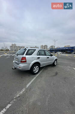 Внедорожник / Кроссовер Kia Sorento 2005 в Киеве