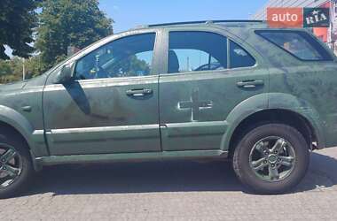 Внедорожник / Кроссовер Kia Sorento 2004 в Запорожье