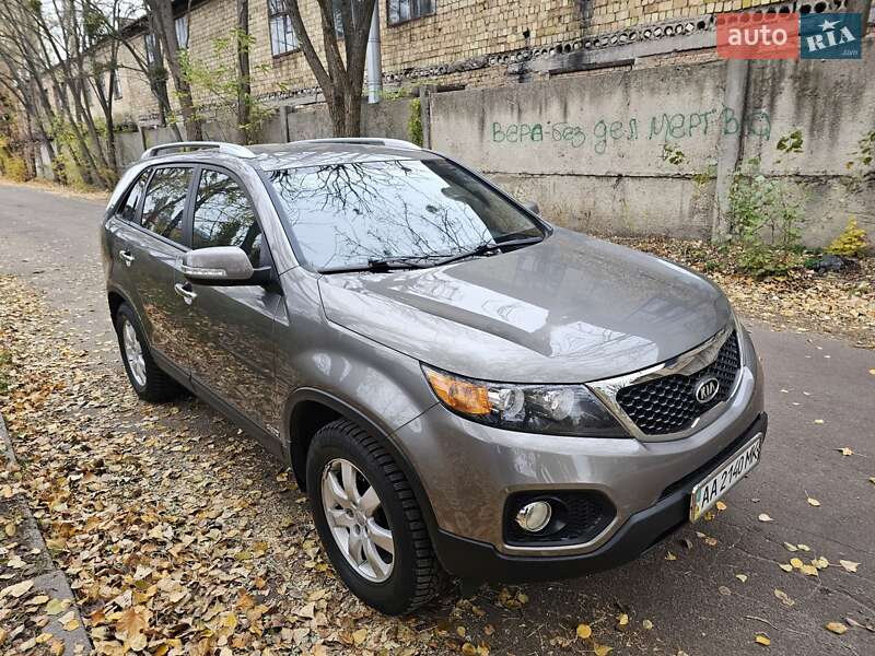 Позашляховик / Кросовер Kia Sorento 2012 в Києві