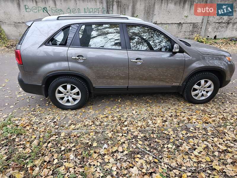 Позашляховик / Кросовер Kia Sorento 2012 в Києві