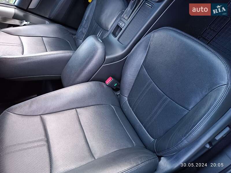 Позашляховик / Кросовер Kia Sorento 2014 в Полонному