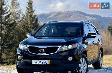 Внедорожник / Кроссовер Kia Sorento 2010 в Межгорье