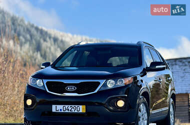 Внедорожник / Кроссовер Kia Sorento 2010 в Межгорье