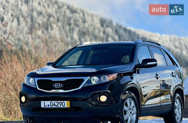 Внедорожник / Кроссовер Kia Sorento 2010 в Межгорье