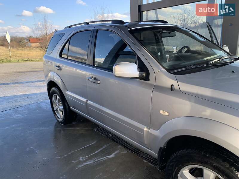 Внедорожник / Кроссовер Kia Sorento 2007 в 