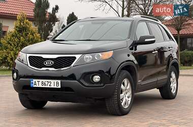 Позашляховик / Кросовер Kia Sorento 2010 в Івано-Франківську