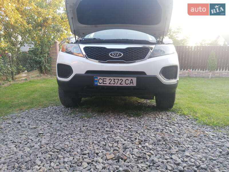 Внедорожник / Кроссовер Kia Sorento 2011 в Сторожинце