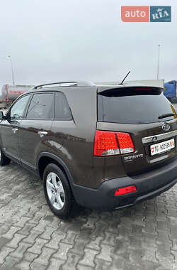 Позашляховик / Кросовер Kia Sorento 2010 в Луцьку