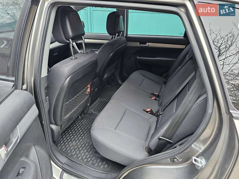 Позашляховик / Кросовер Kia Sorento 2012 в Києві