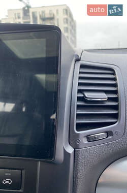Внедорожник / Кроссовер Kia Sorento 2011 в 