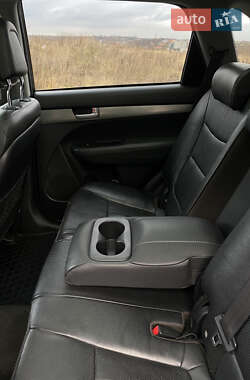 Внедорожник / Кроссовер Kia Sorento 2011 в 