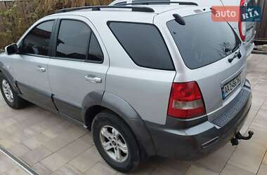 Позашляховик / Кросовер Kia Sorento 2005 в Києві