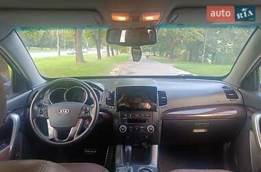 Внедорожник / Кроссовер Kia Sorento 2011 в 