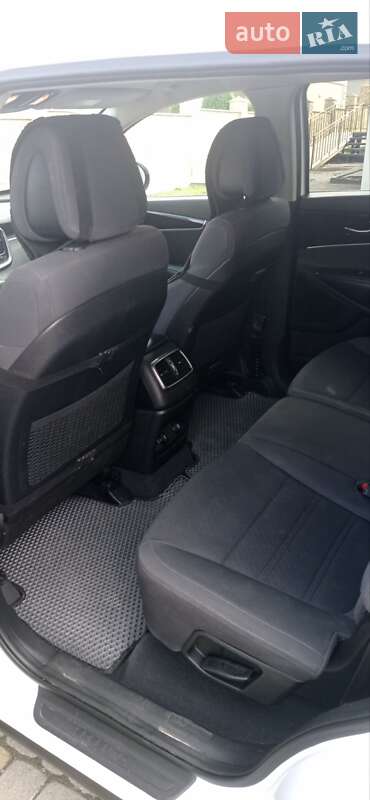 Позашляховик / Кросовер Kia Sorento 2016 в Гусятині