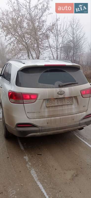 Позашляховик / Кросовер Kia Sorento 2016 в Гусятині