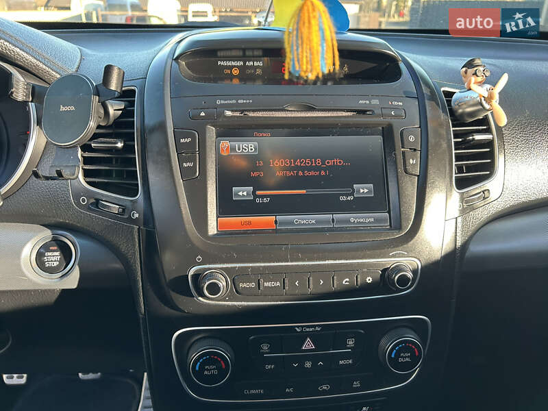 Внедорожник / Кроссовер Kia Sorento 2013 в Киеве